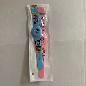Mickey And Minnie Waterproof AirTag Bracelet Holder For Kids Blue Pink